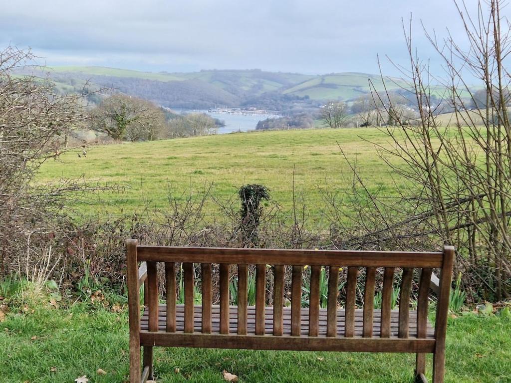 Caldon Holiday Chalet Sleeps 4 In Dartmouth Wifi Electric Inc Pet Friendly Екстер'єр фото