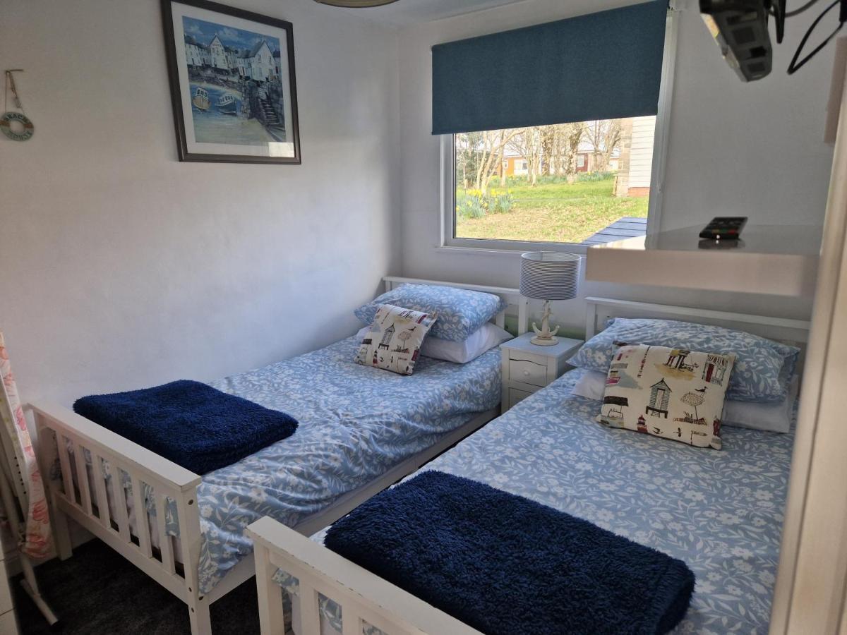 Caldon Holiday Chalet Sleeps 4 In Dartmouth Wifi Electric Inc Pet Friendly Екстер'єр фото